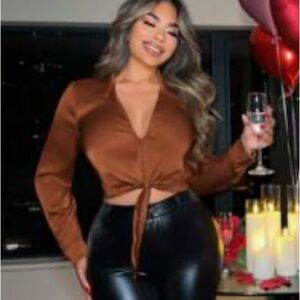 SHEIN Chic Brown Tie-Front Blouse